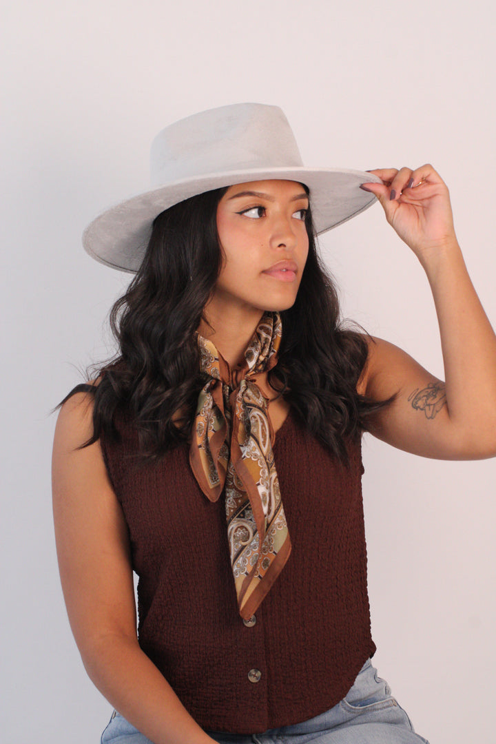 The Nomad - Light Grey