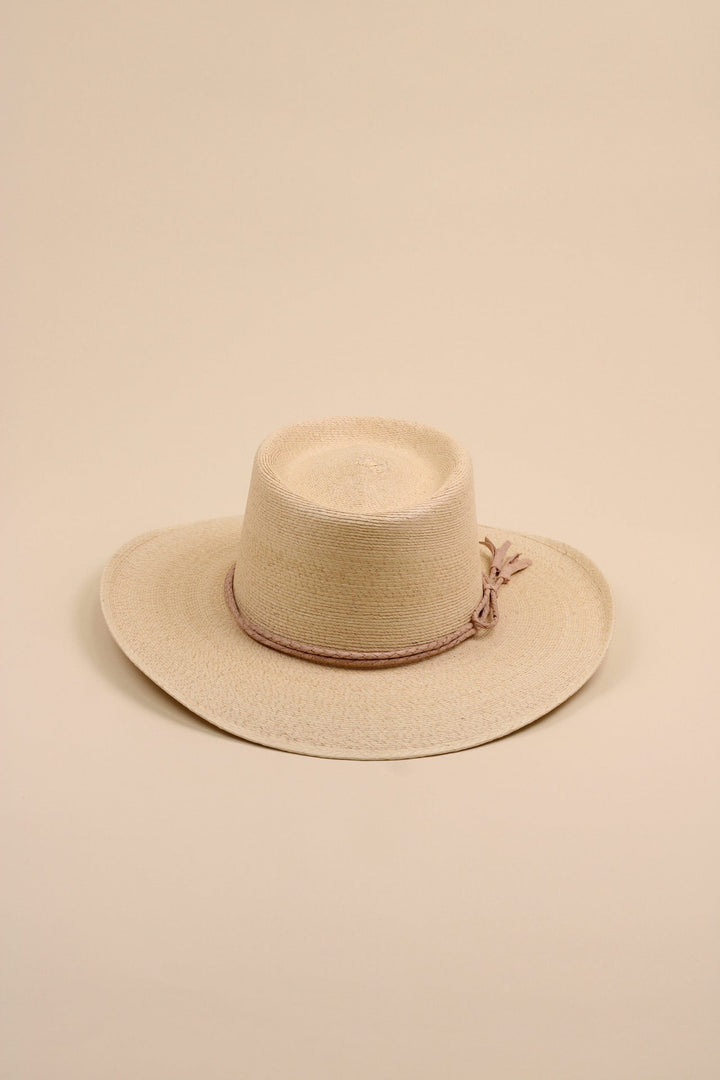 Cabo Fine Palm Leaf Gambler - Natural