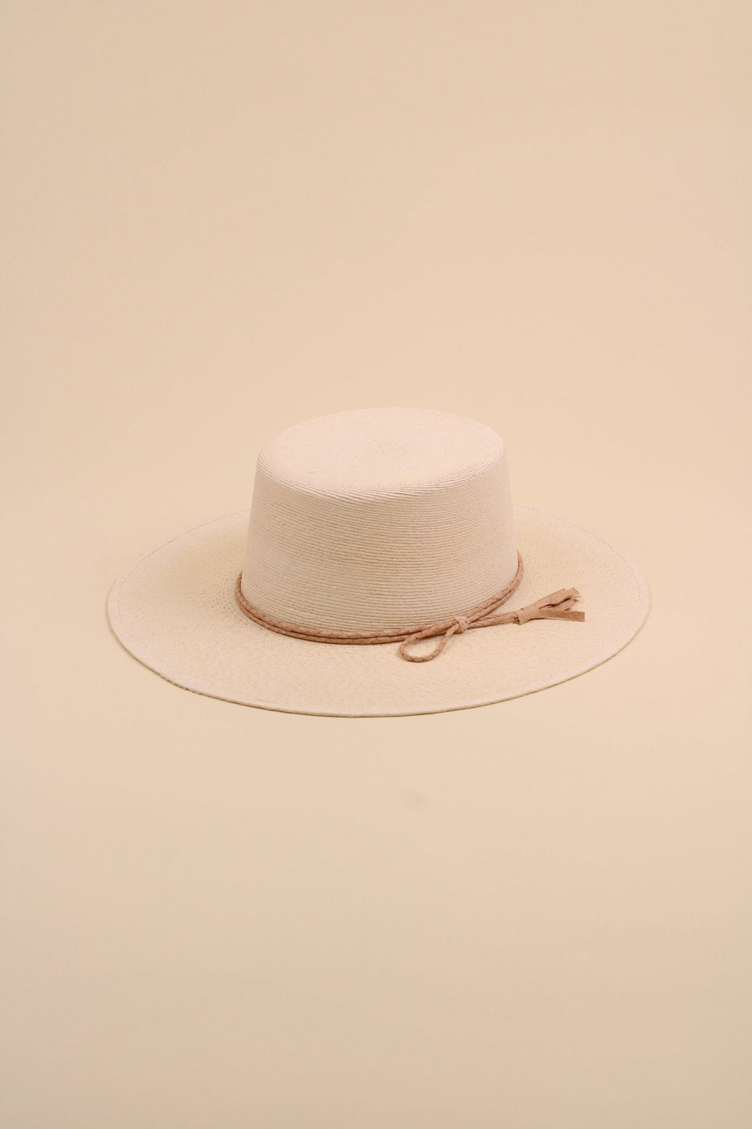 Cabo Fine Palm Leaf Flat Top - Ivory