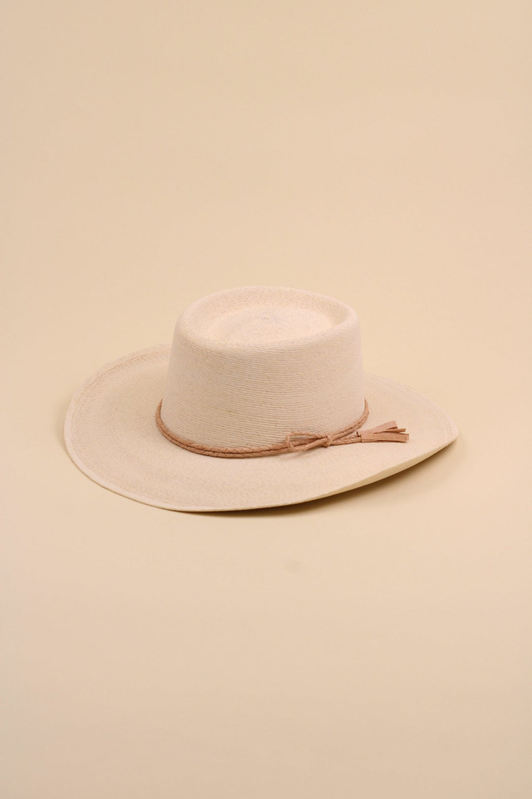 Cabo Fine Palm Leaf Gambler - Ivory