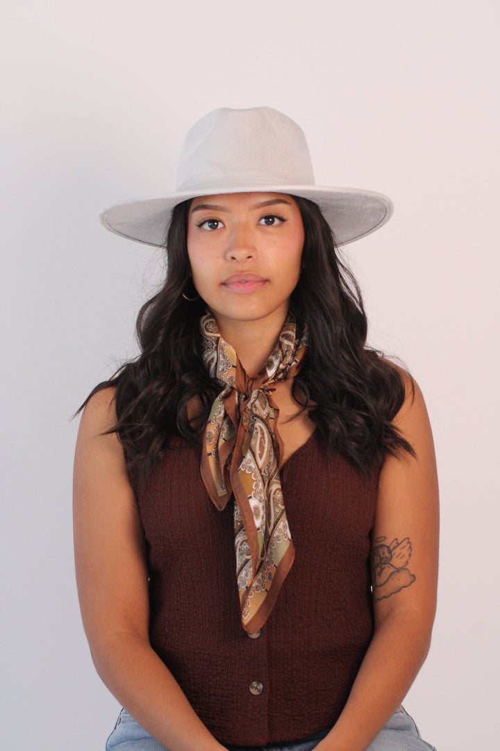 The Nomad - Light Grey