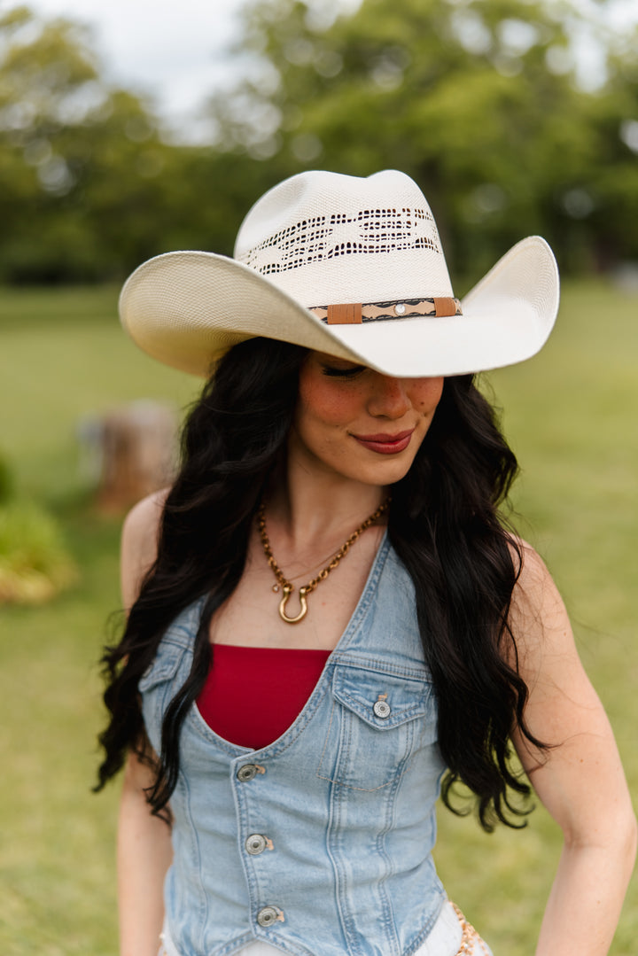 The Odessa Unisex Bull Rider Straw Cowboy Hat - Ivory