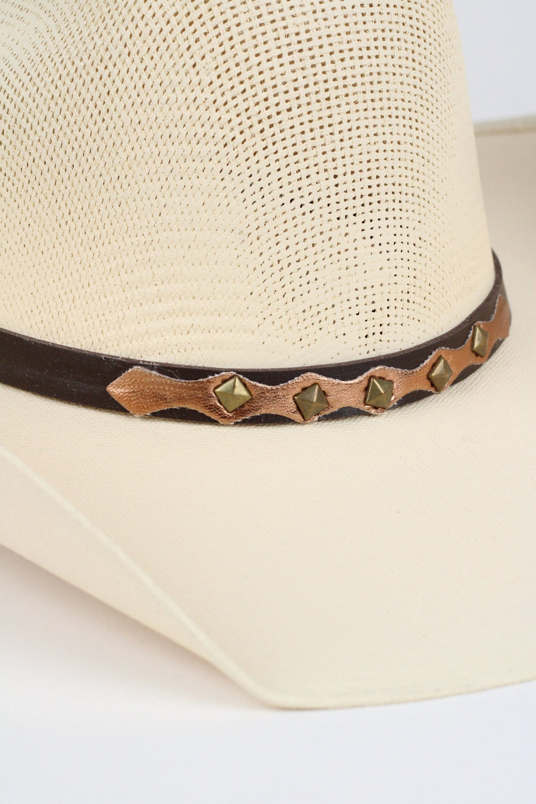 Luckenbach Bull Rider Straw Cowboy Hat - Natural