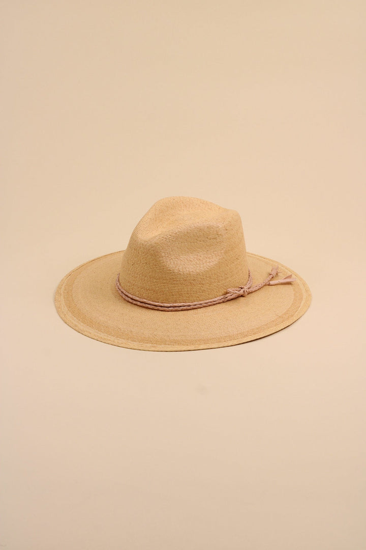 Cabo Fine Palm Leaf Rancher - Tan