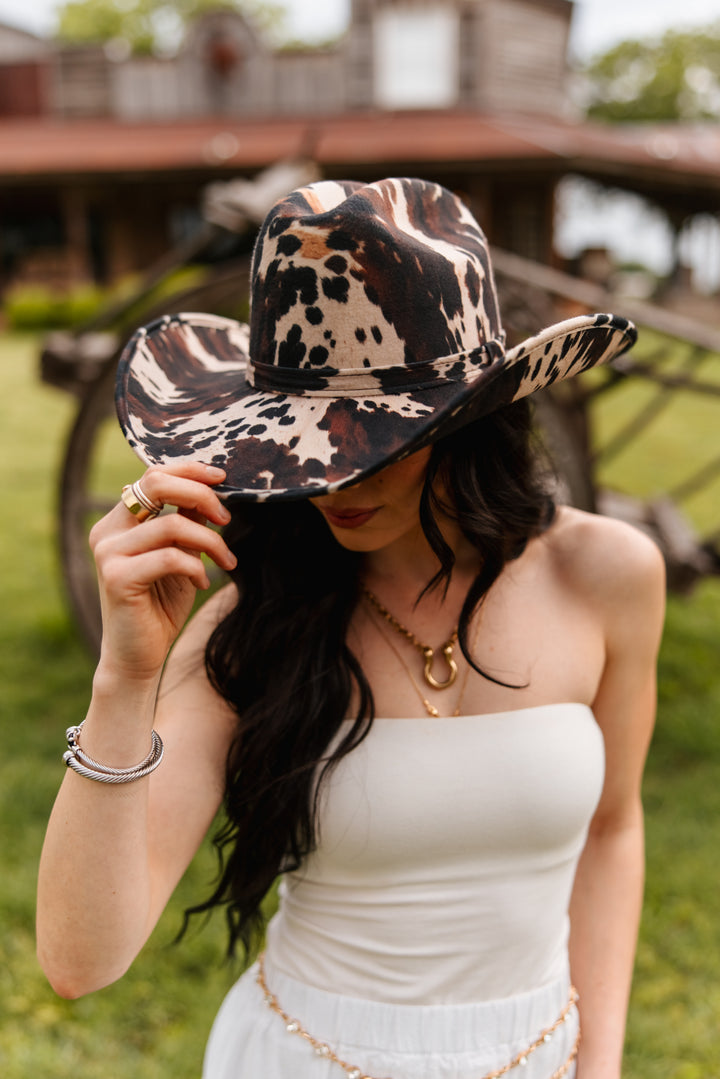 Ellie Cow Print Texana