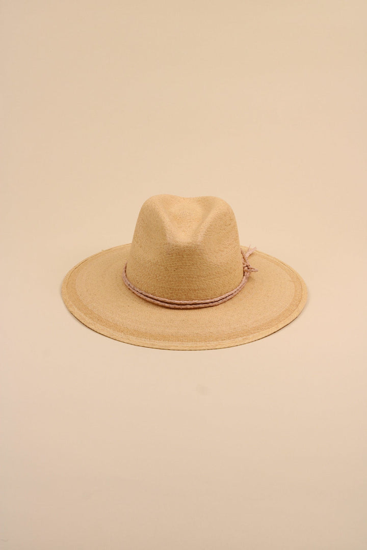 Cabo Fine Palm Leaf Rancher - Tan
