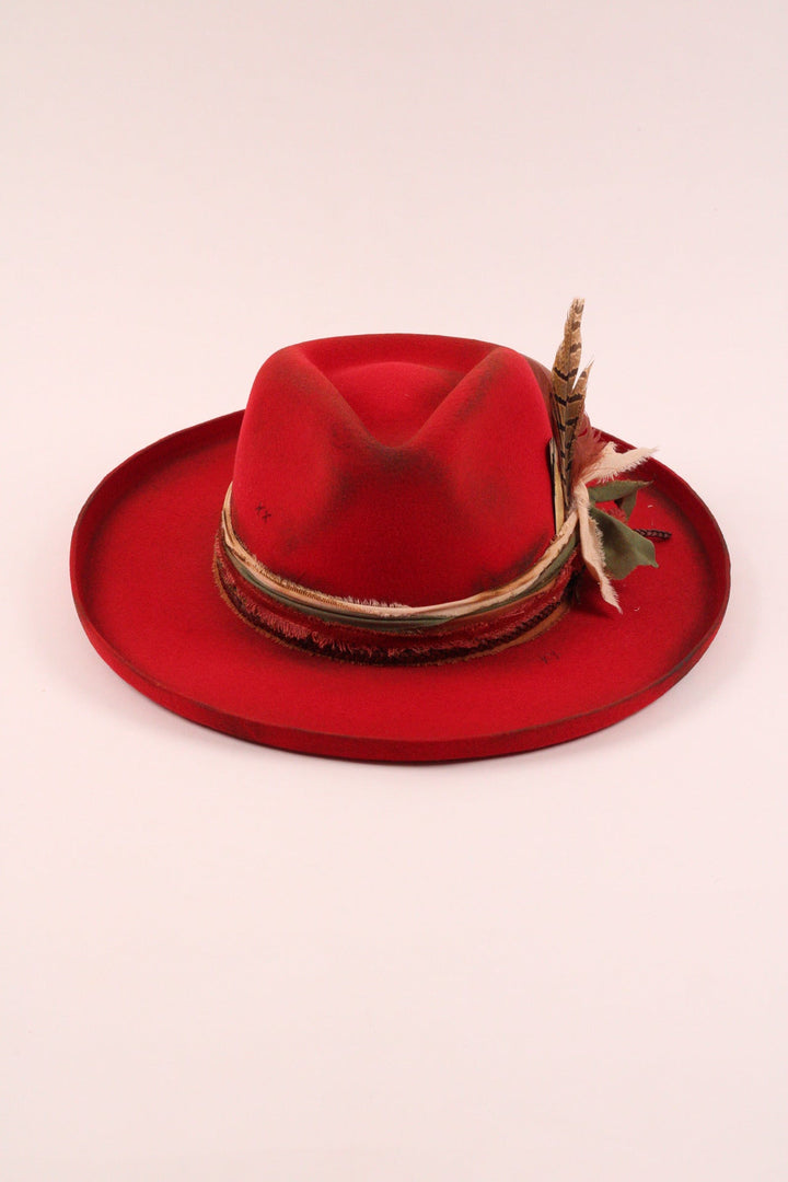 The Meadow - Red pencil brim distressed