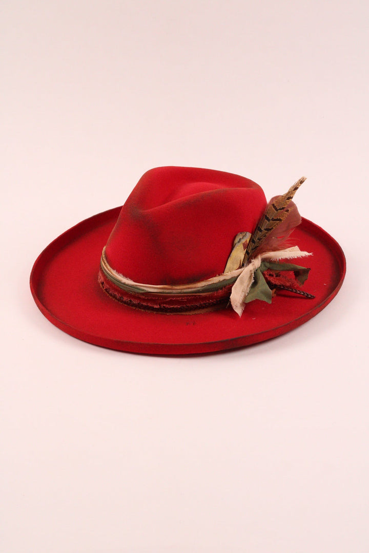 The Meadow - Red pencil brim distressed