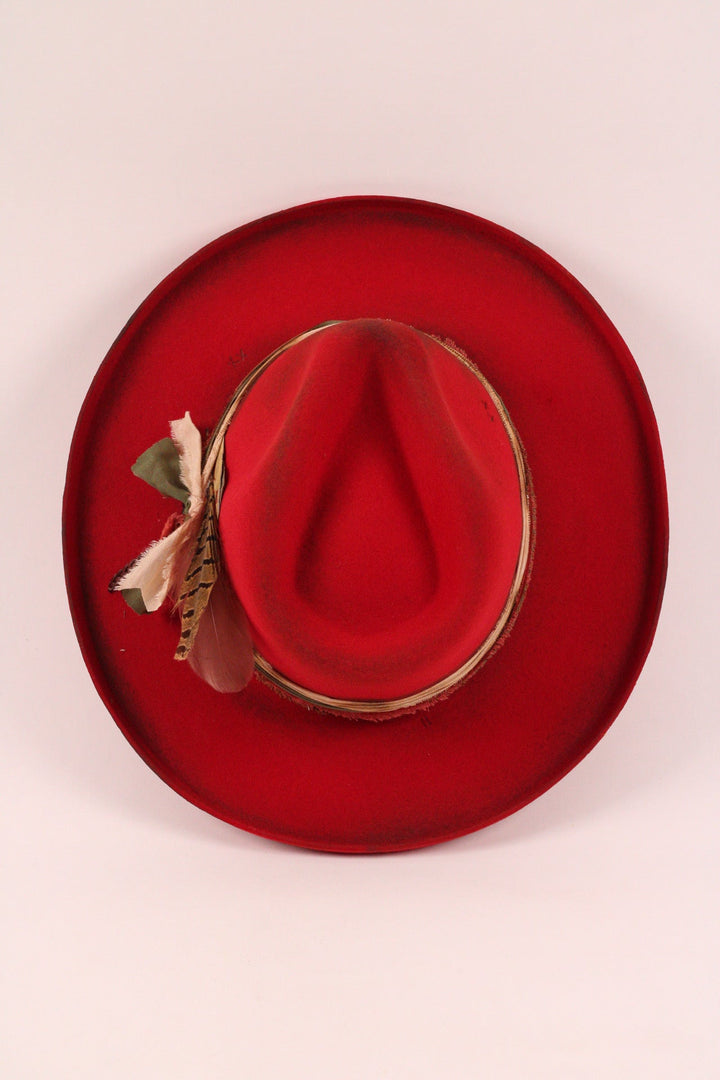 The Meadow - Red pencil brim distressed
