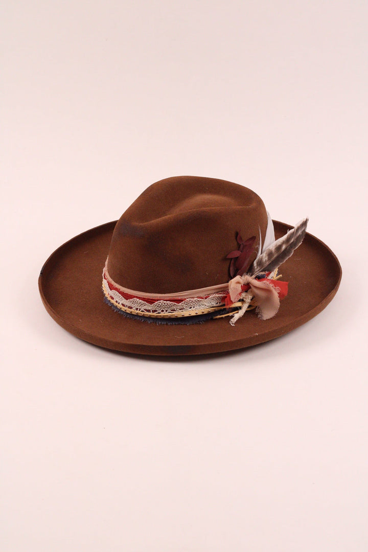The Sienna -  caramel pencil brim distressed