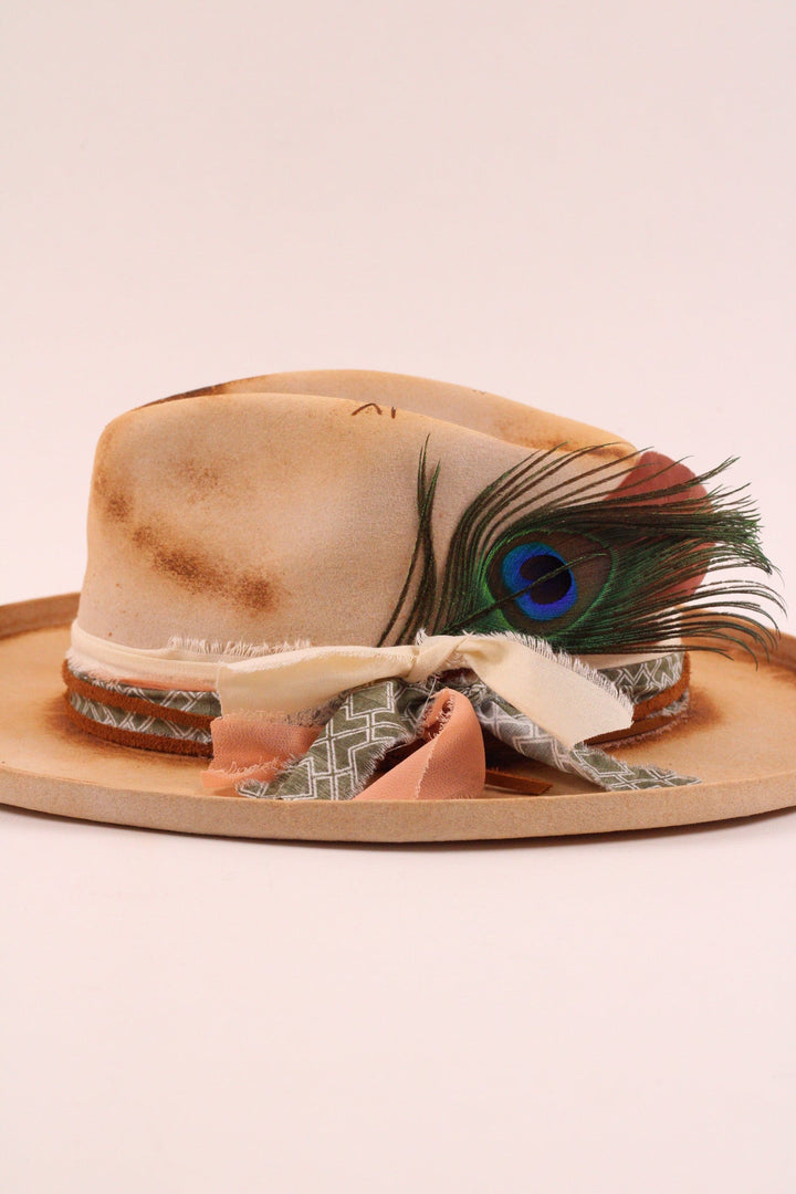 The Aspen - Ivory pencil brim distressed