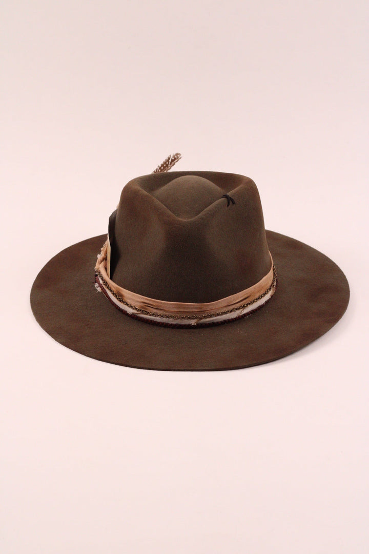 The Frankie Rancher - Wool Felt - Olive distressed