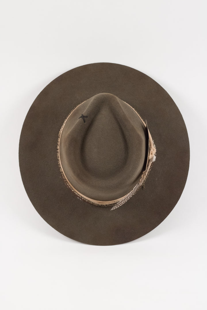 The Frankie Rancher - Wool Felt - Olive distressed